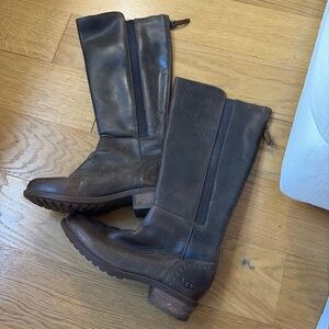 Ugg Brown Boots